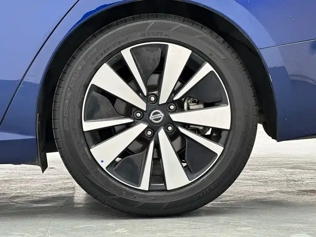 Nissan Teana — фото 7