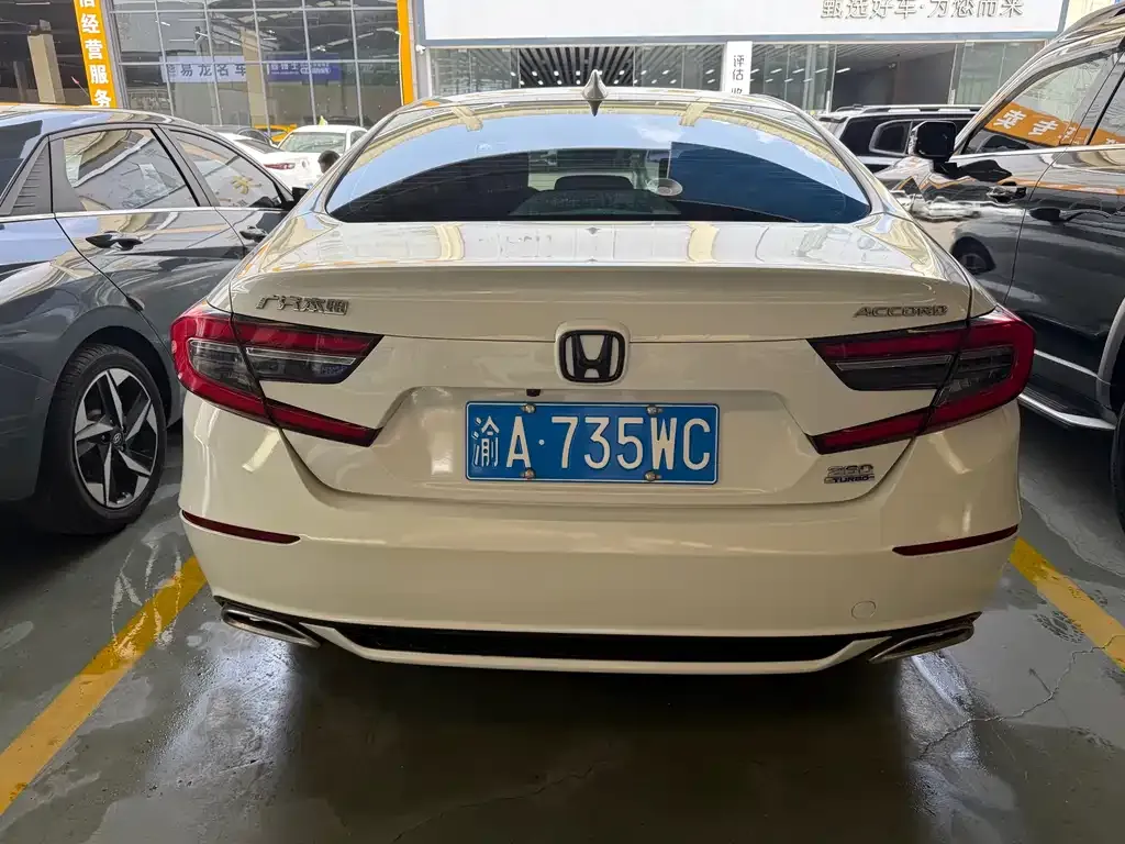 Honda Accord — фото 3