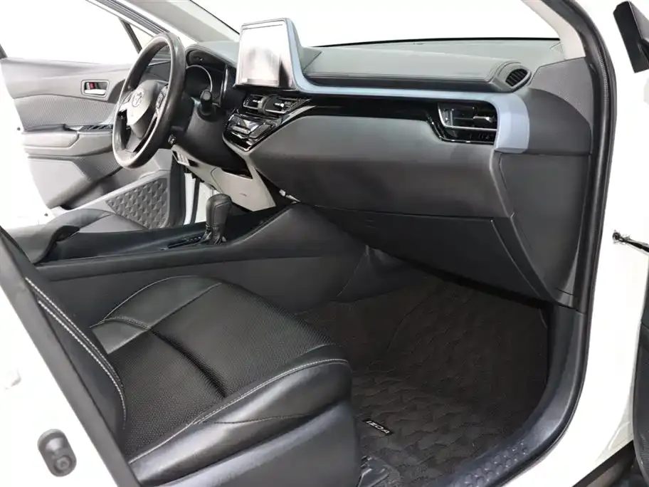 Toyota IZOA 2021 из CN, фото 8