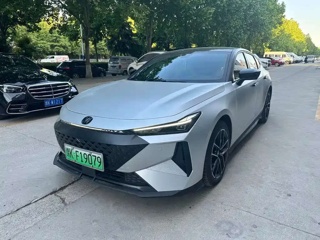 Changan UNI-V iDD