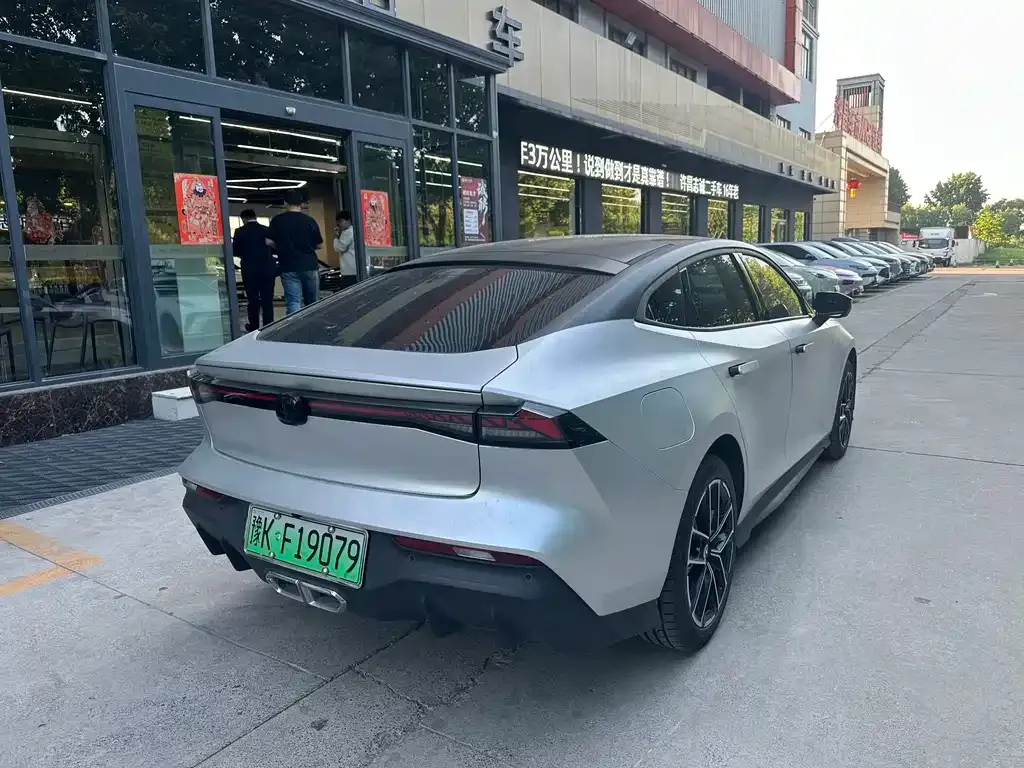 Changan UNI-V iDD 2024 из CN, фото 4