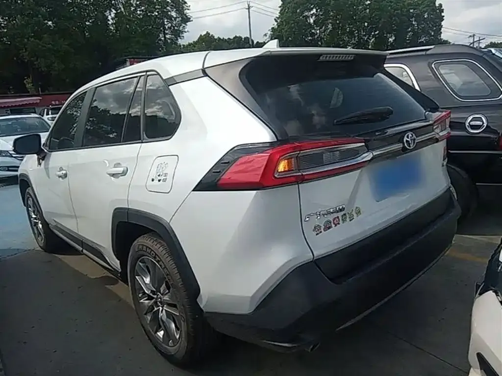 Toyota Wildlander 2024 из CN, фото 5