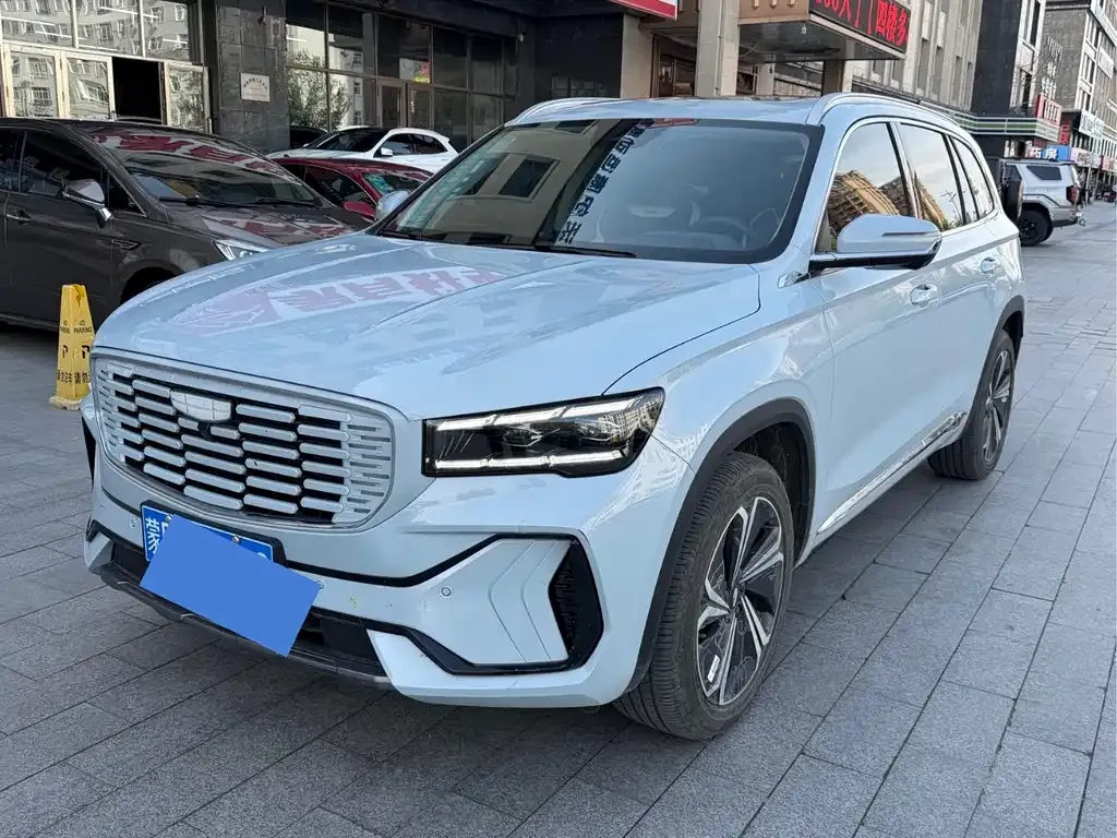 Geely Xingyue L — фото 1