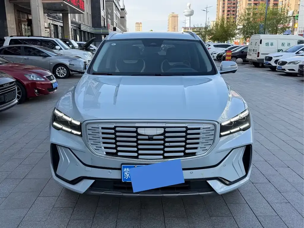 Geely Xingyue L — фото 10