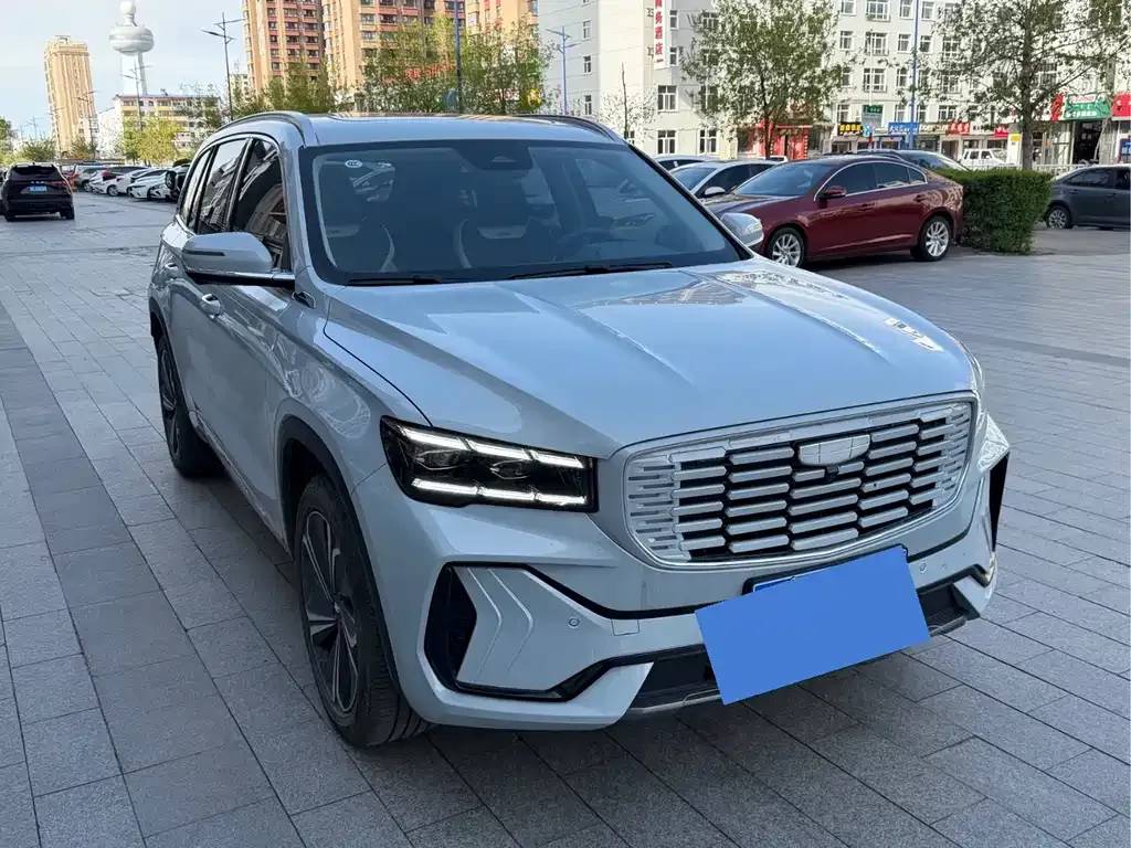 Geely Xingyue L — фото 6