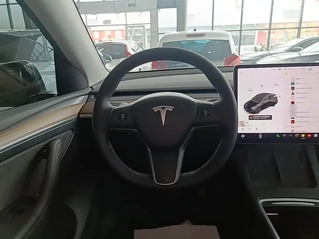 Tesla Model Y 2021 из CN, фото 2
