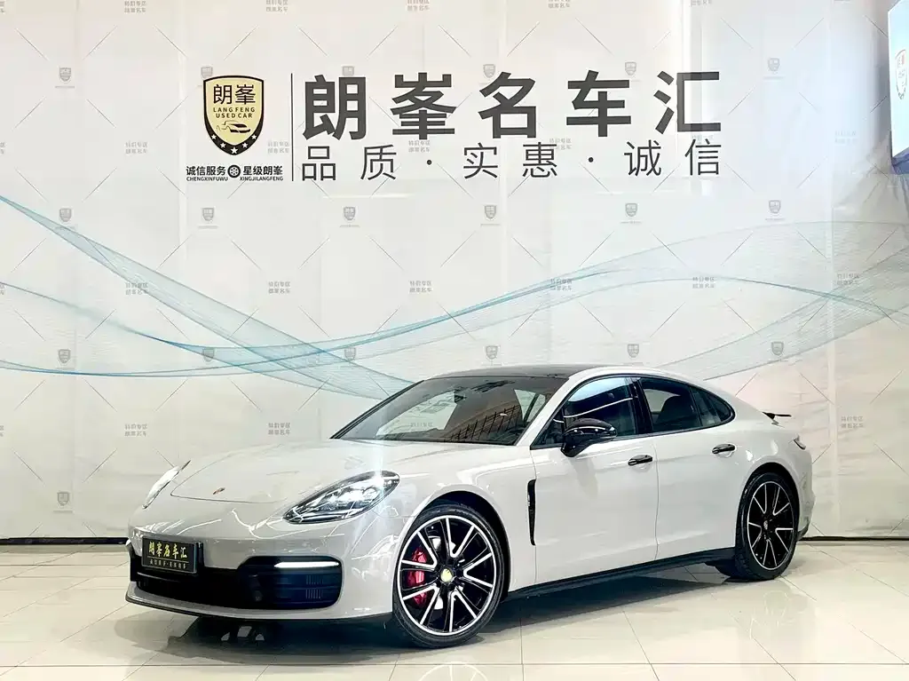 Porsche Panamera — фото 1