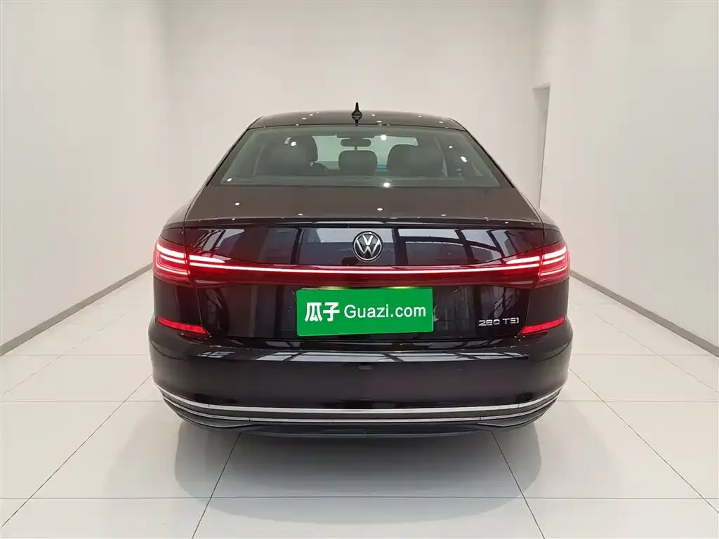 Volkswagen Passat — фото 10