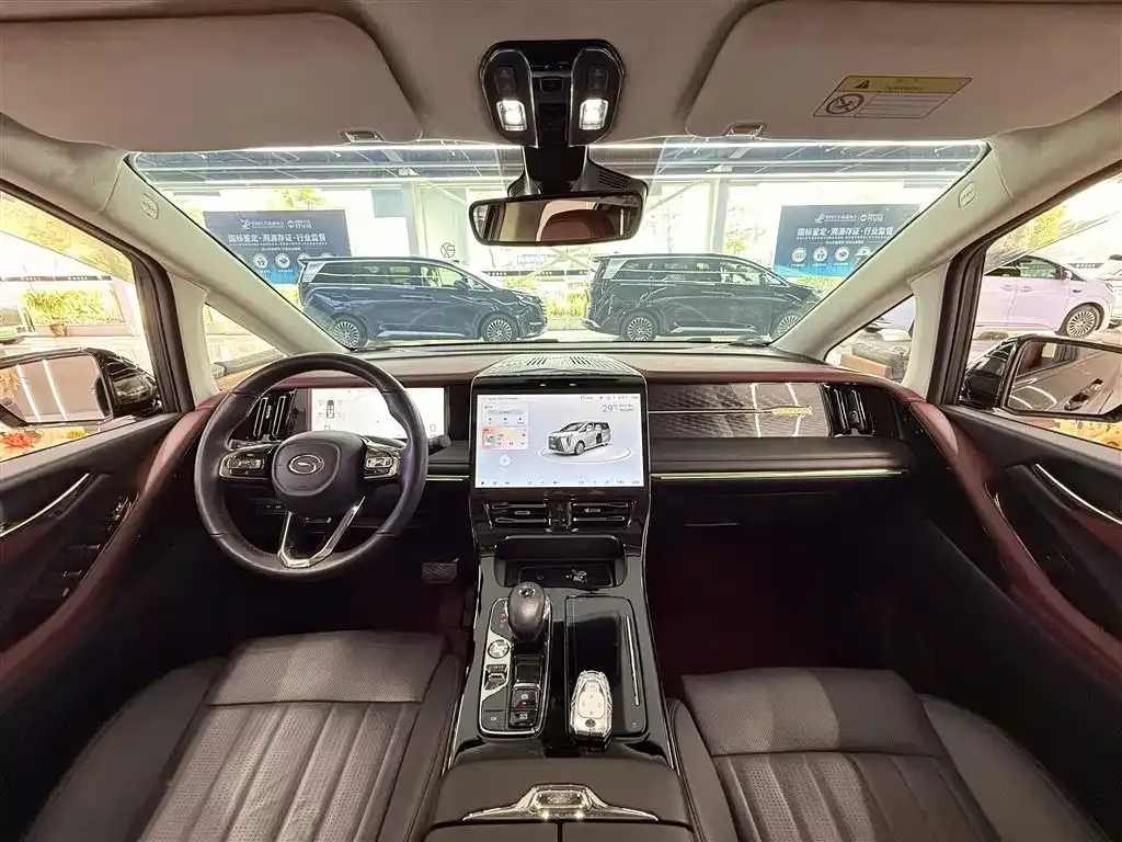 GAC Motor Trumpchi E9 — фото 10
