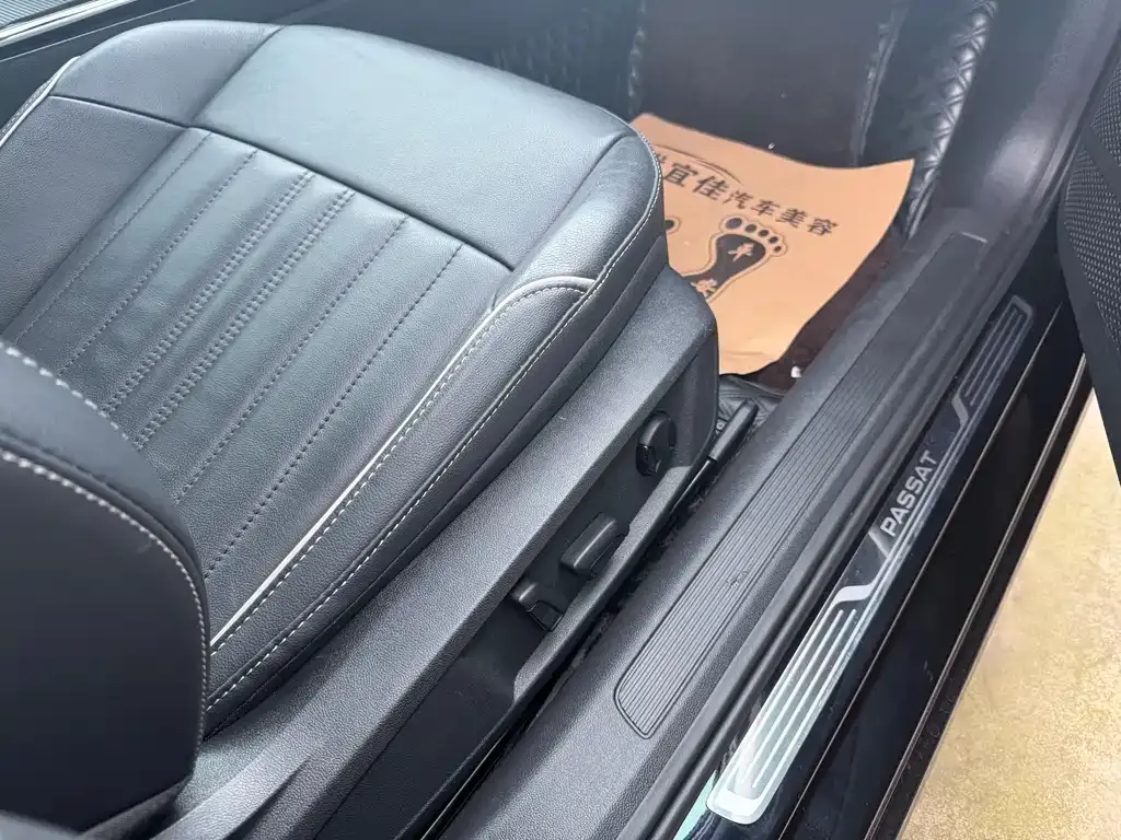 Volkswagen Passat — фото 10