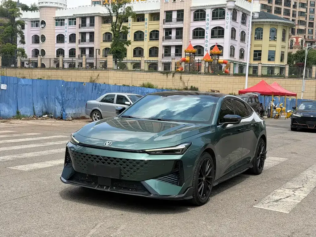 Changan UNI-V