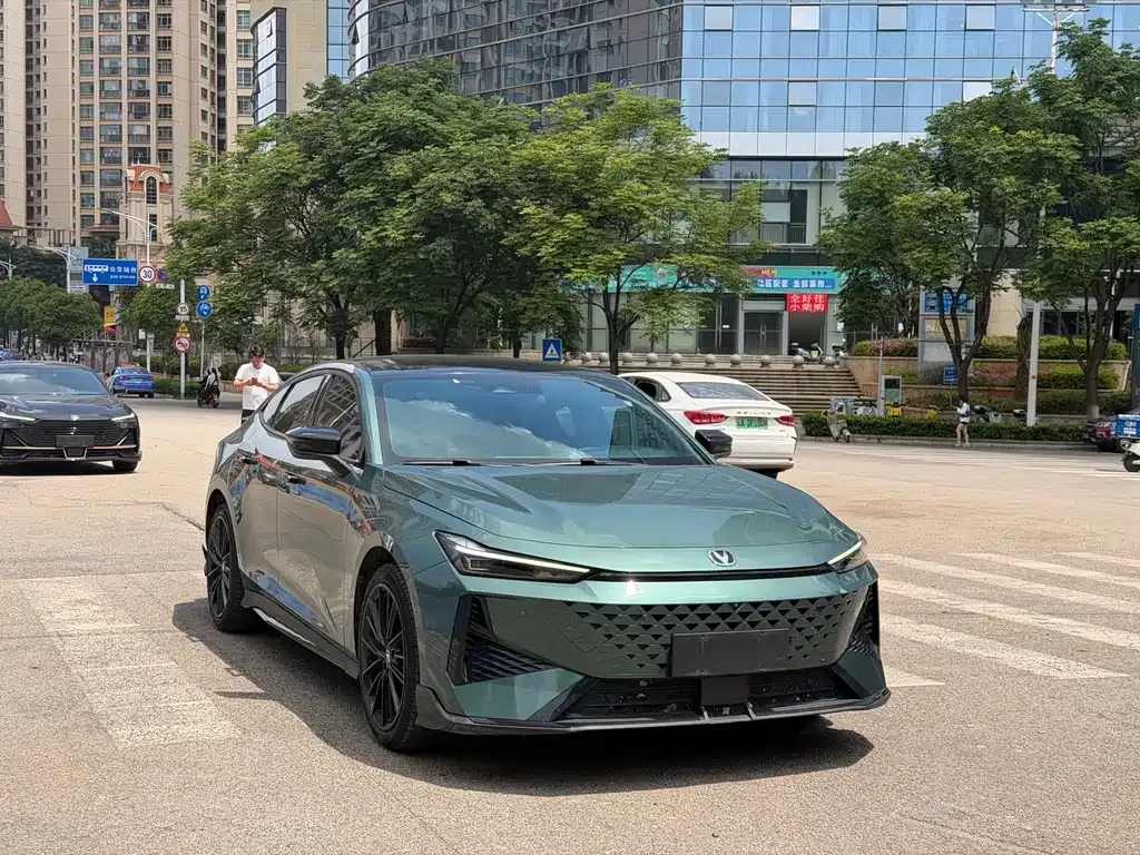 Changan UNI-V 2024 из CN, фото 8