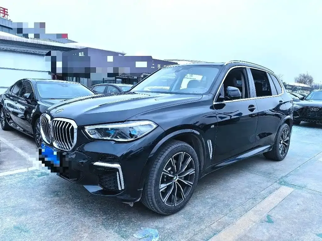 BMW X5 — фото 1
