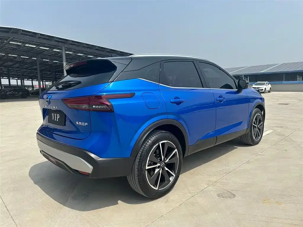 Nissan Qashqai — фото 10