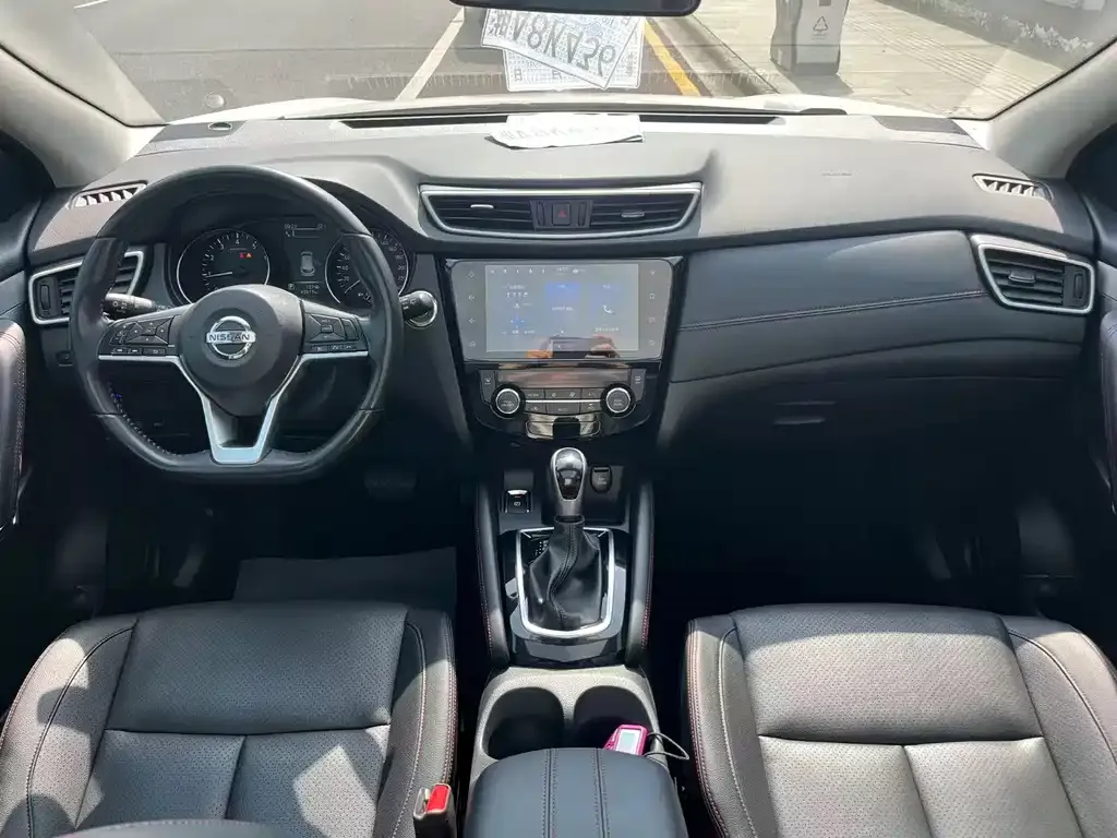 Nissan Qashqai — фото 2
