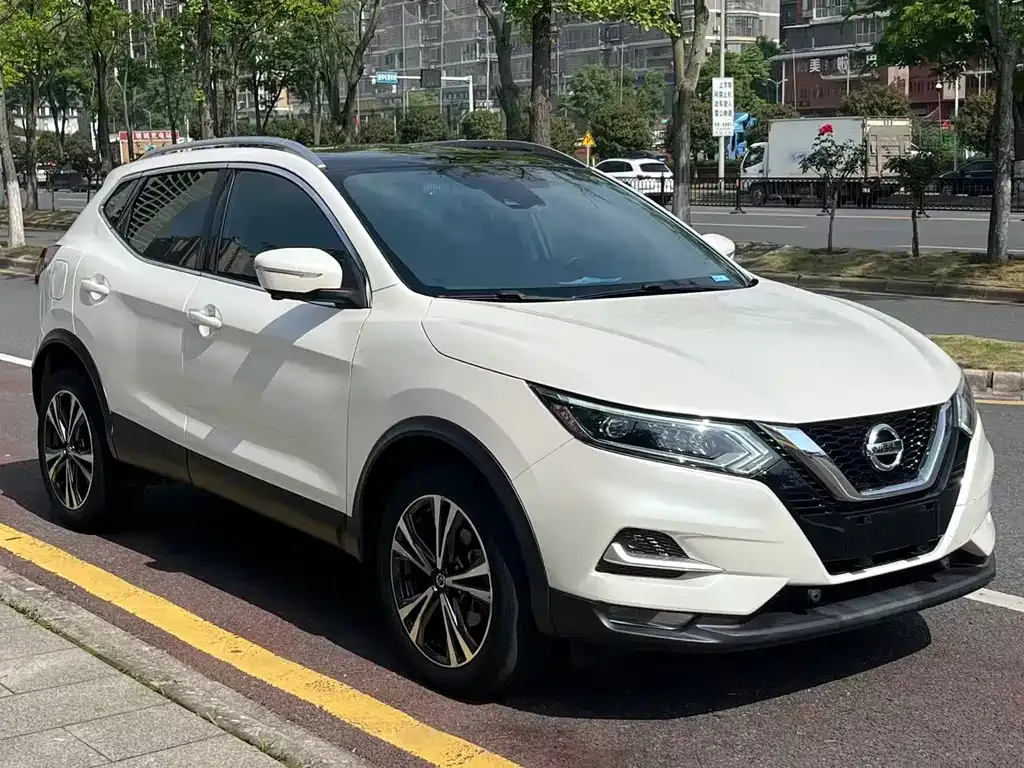 Nissan Qashqai — фото 5