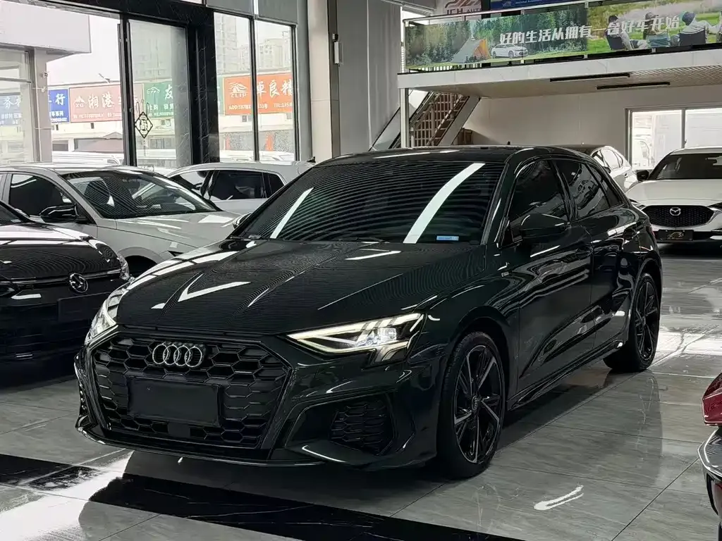 Audi A3 2022 из CN, фото 1