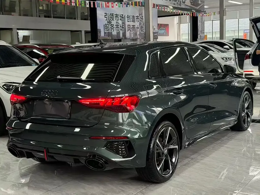 Audi A3 2022 из CN, фото 5