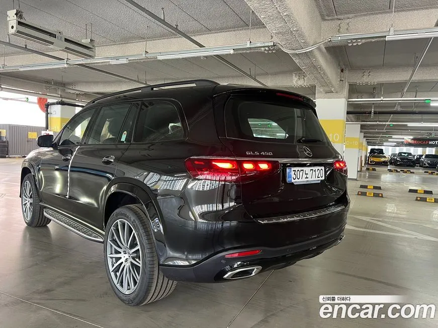 Mercedes-Benz GLS-Class — фото 8