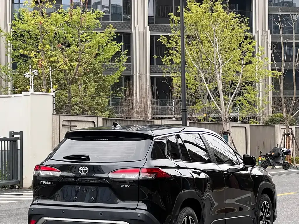 Toyota Frontlander 2024 из CN, фото 7