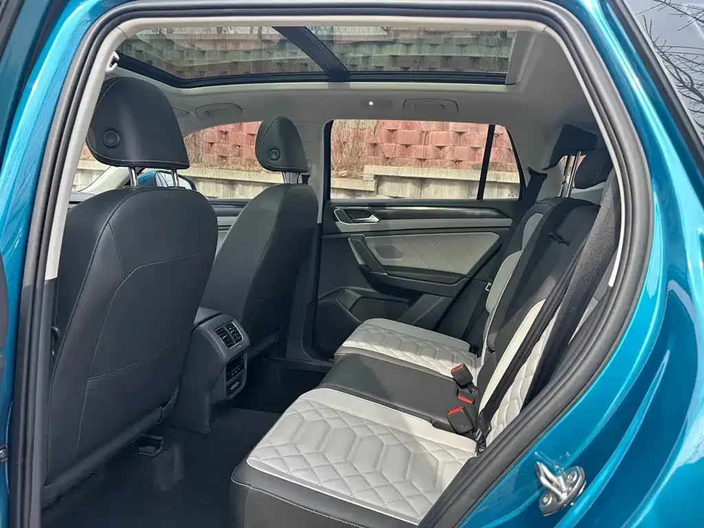 Volkswagen Tayron — фото 2