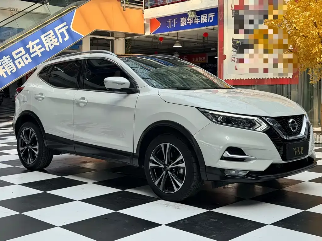 Nissan Qashqai — фото 5