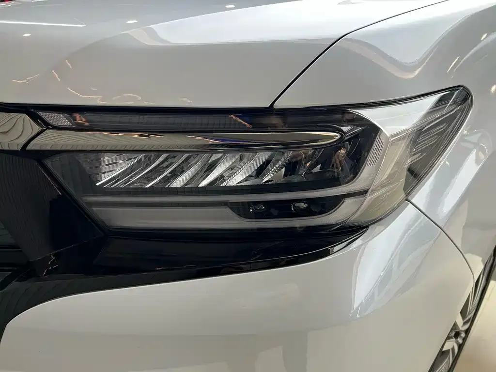 Honda Elysion 2024 из CN, фото 9