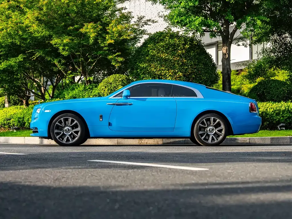 Rolls-Royce Wraith — фото 10