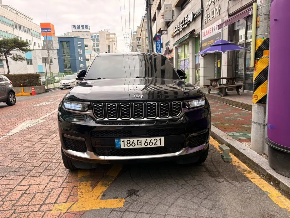 Jeep Cherokee L 3.6 Summit Reserve 1