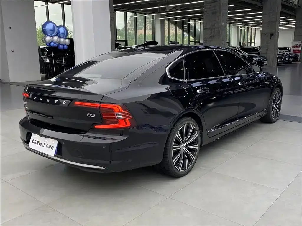 Volvo S90 — фото 6