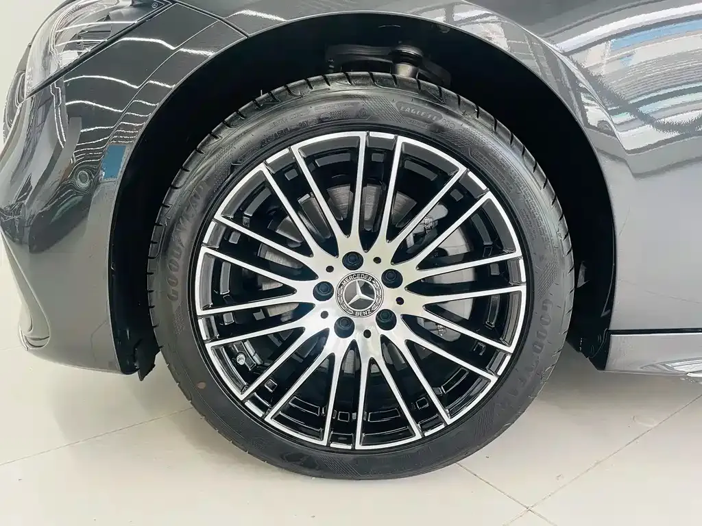 Mercedes-Benz C-Class 2025 из CN, фото 2