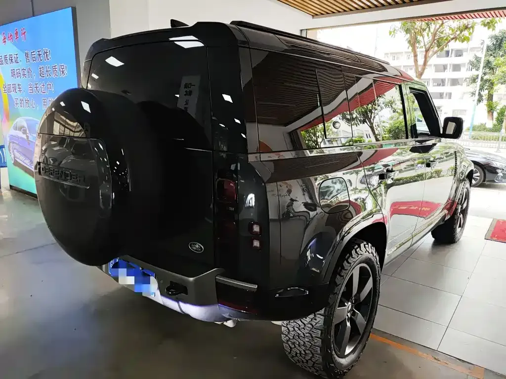 Land Rover Defender — фото 5