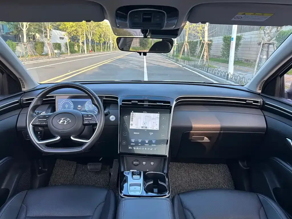 Hyundai Tucson — фото 6