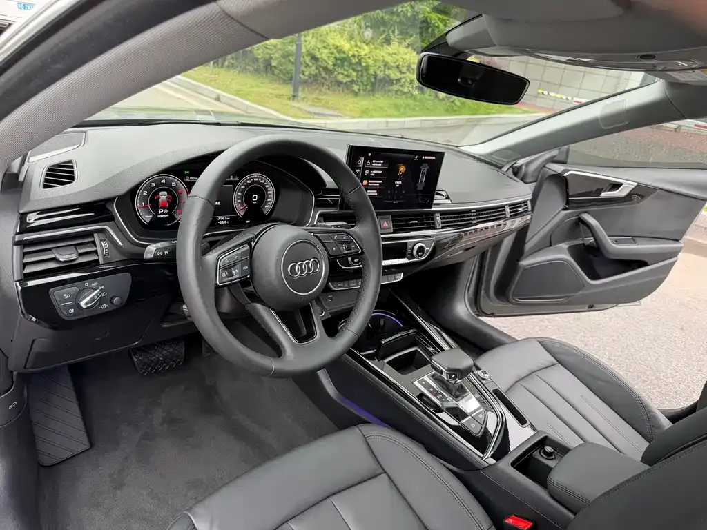 Audi A5 (Import) — фото 2