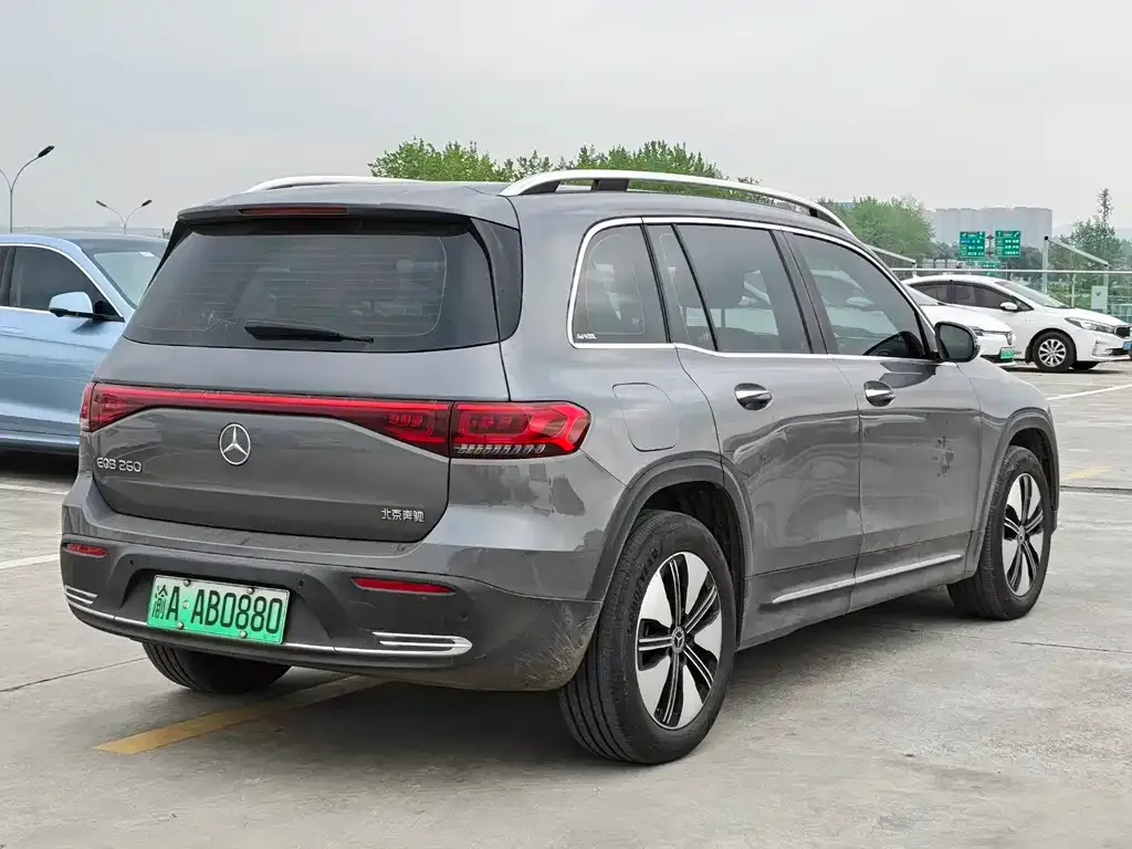 Mercedes-Benz EQB 2024 из CN, фото 2