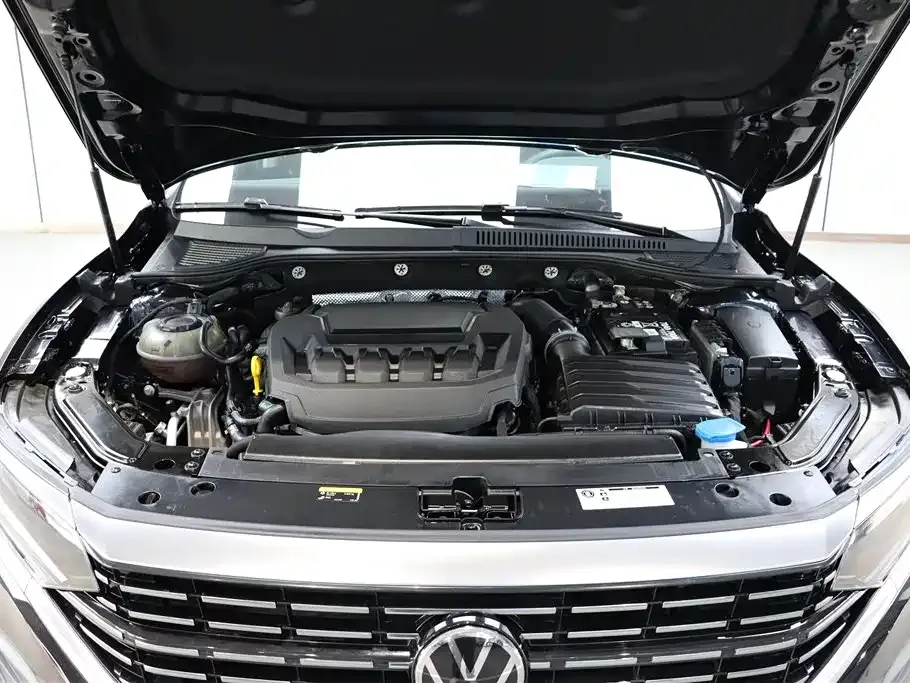 Volkswagen Passat — фото 9