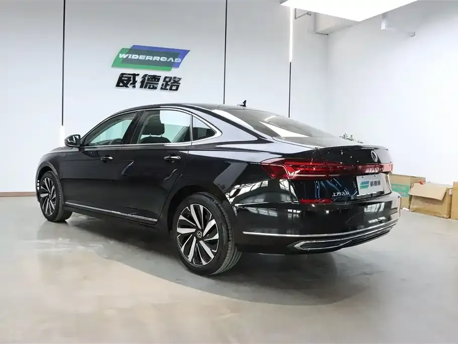 Volkswagen Passat — фото 2