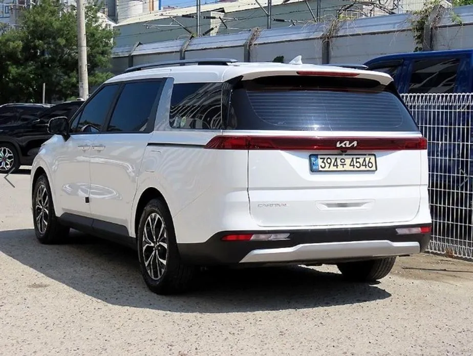Kia Carnival 2023 из KR, фото 7