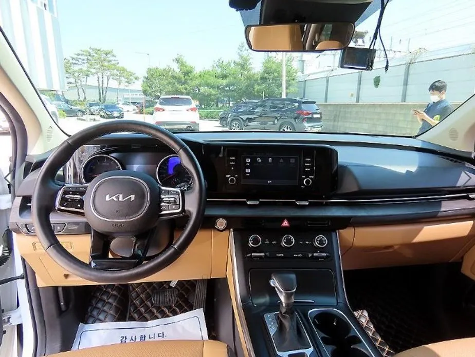 Kia Carnival 2023 из KR, фото 10