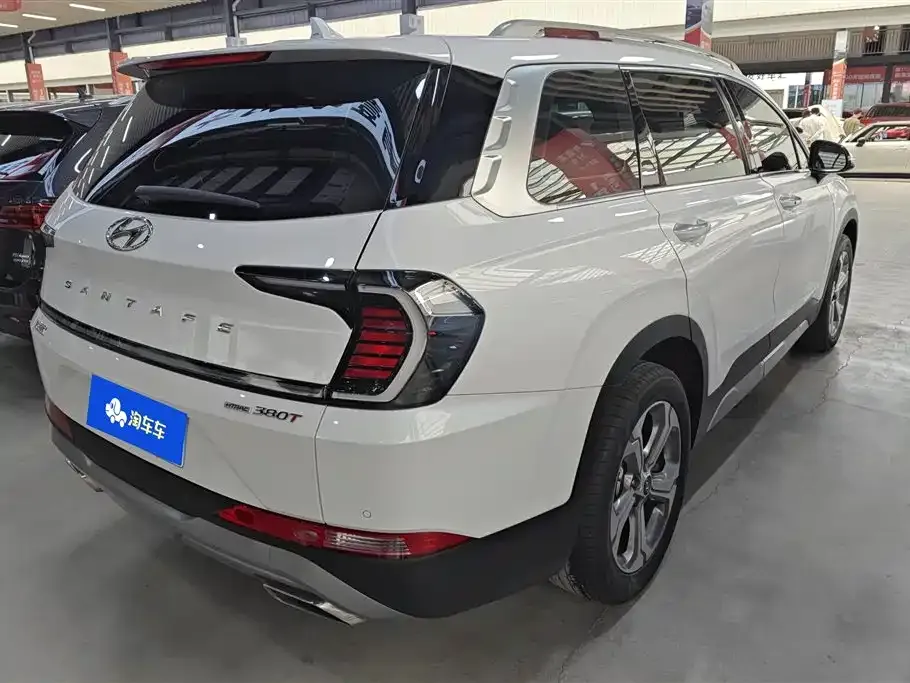 Hyundai Santa Fe 2023 из CN, фото 9