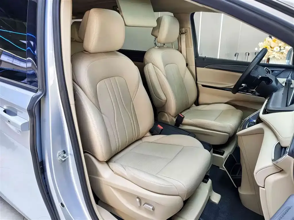 Buick GL8 Hybrid 2025 из CN, фото 8
