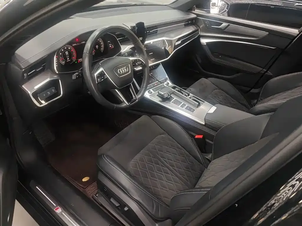 Audi A6L 2022 из CN, фото 5