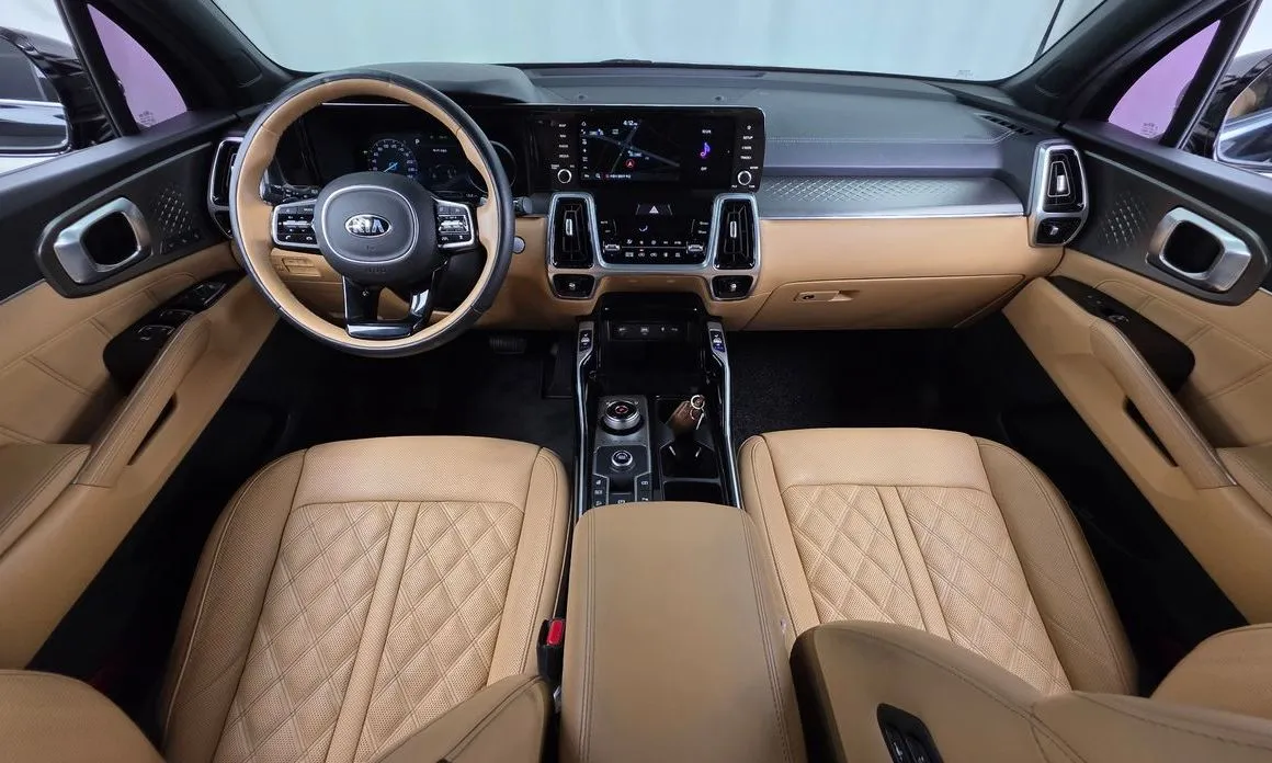 Kia Sorento — фото 6