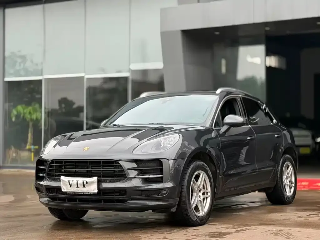 Porsche Macan — фото 1