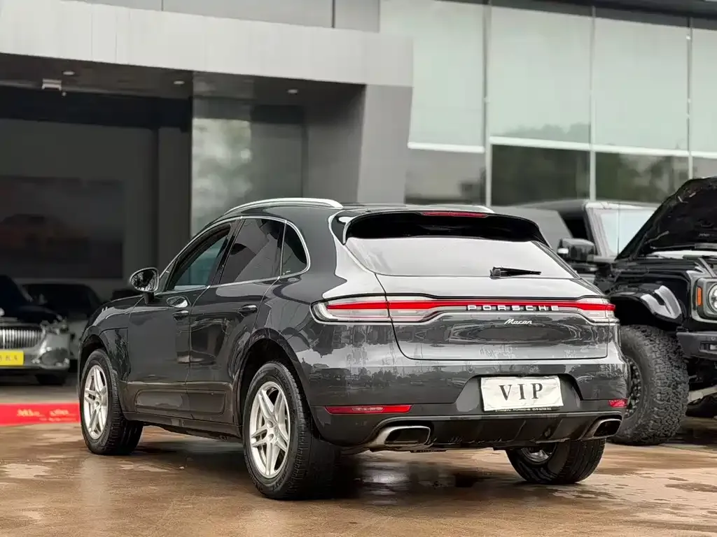 Porsche Macan — фото 6