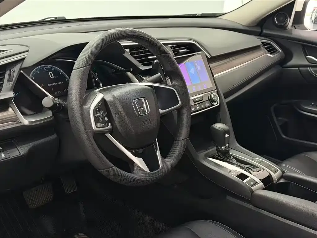 Honda Civic — фото 4