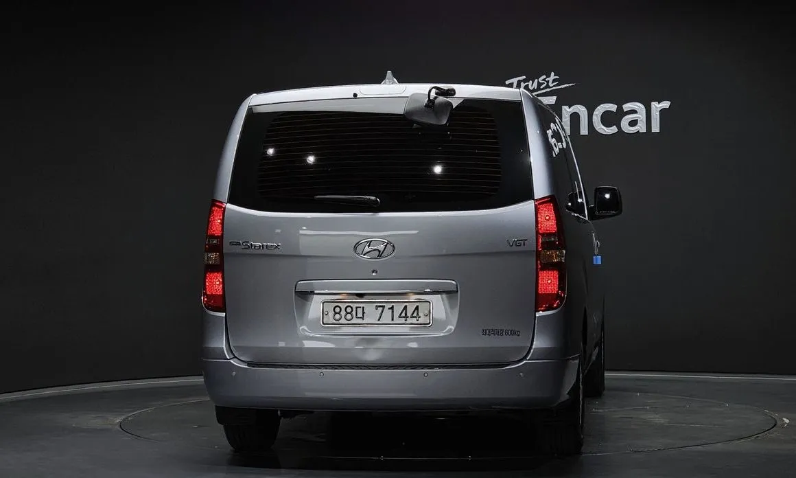 Hyundai Starex 2021 из KR, фото 3