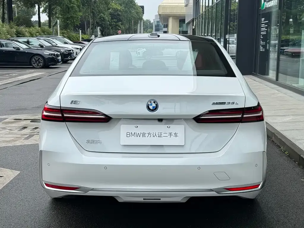 BMW i5 2024 из CN, фото 5