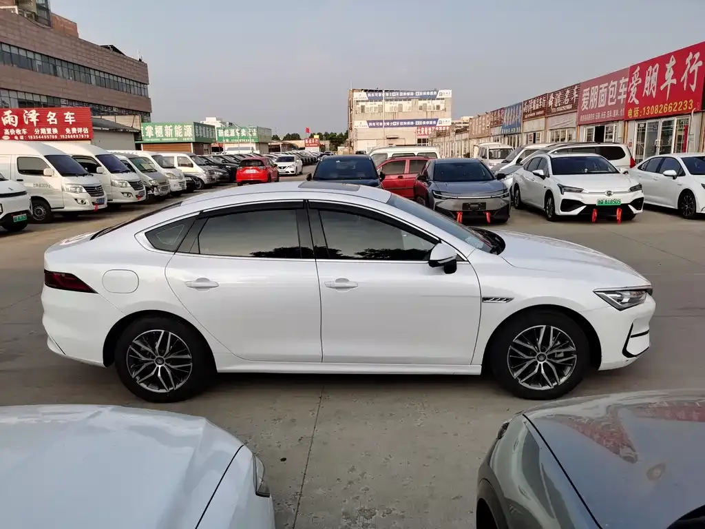 BYD Qin PLUS 2022 из CN, фото 10