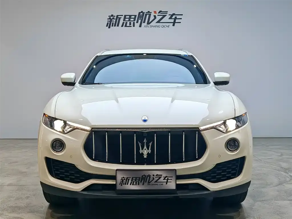 Maserati Levante — фото 3